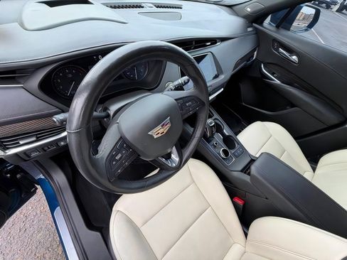 Used 2019 Cadillac XT4 Sport FWD image 14