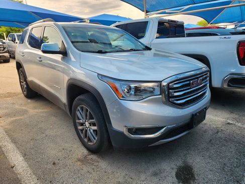 Used 2019 GMC Acadia SLT image 1