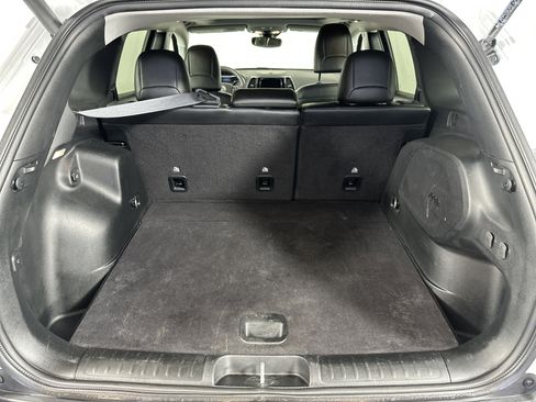 Used 2022 Jeep Cherokee Limited image 14