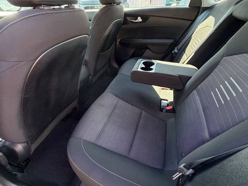 Used 2019 Kia Forte S FWD image 10