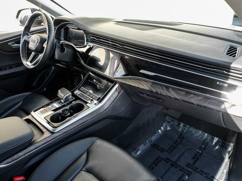 Used 2020 Audi Q8 Premium Plus image 12