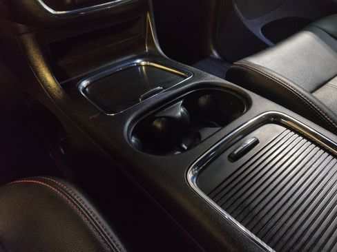 Used 2020 Dodge Grand Caravan GT FWD image 26