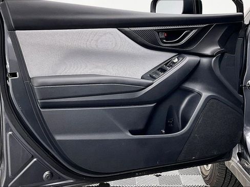 Used 2023 Subaru Crosstrek 2.0i Premium image 23