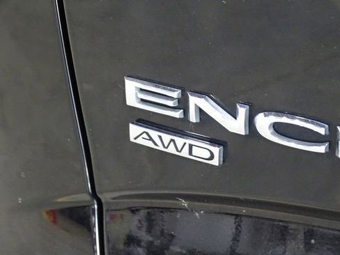 Used 2024 Buick Enclave Premium image 54