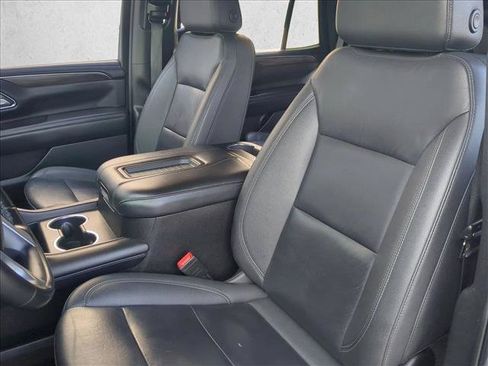 Used 2024 Chevrolet Tahoe LT RWD image 16