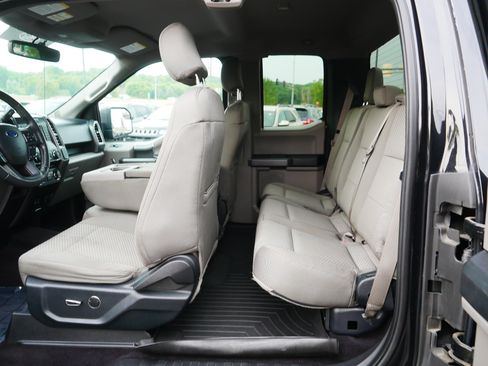 Used 2015 Ford F150 XLT w/ Equipment Group 301A Mid AWD/4WD image 15