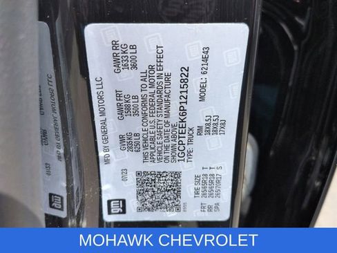 Certified 2023 Chevrolet Colorado Trail Boss w/ Technology Package AWD/4WD image 35