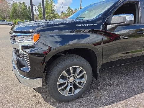 New 2026 Chevrolet Silverado 1500 LT AWD/4WD image 13