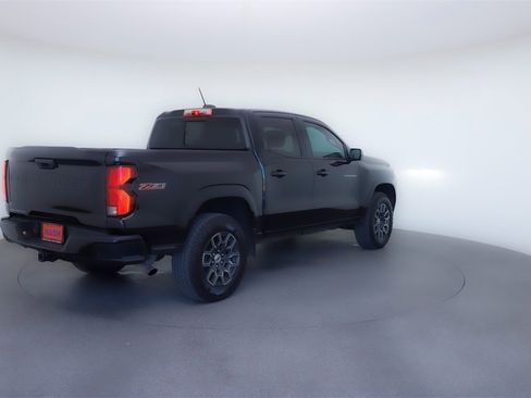 Used 2025 Chevrolet Colorado Z71 w/ Technology Package image 7