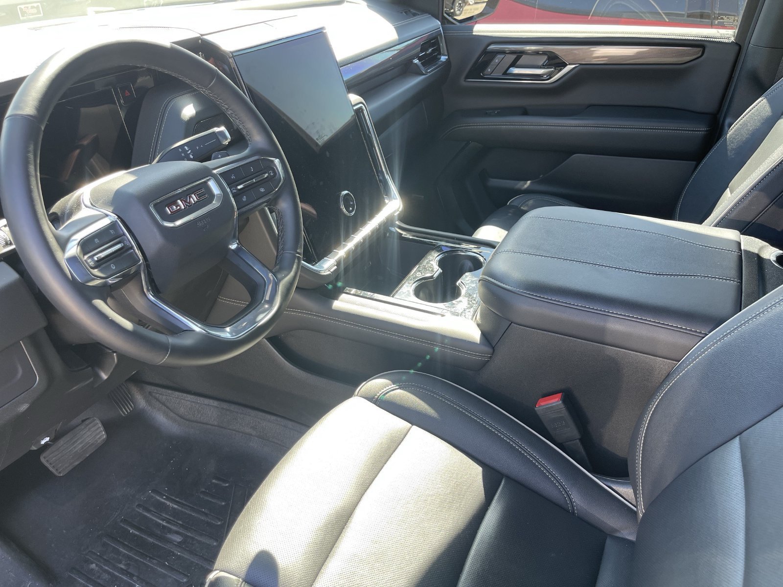 Used 2026 GMC Yukon Elevation RWD image 11