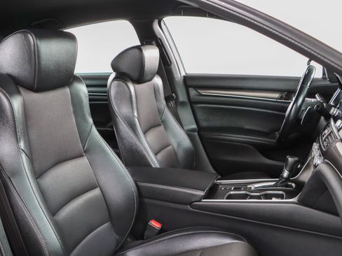 Used 2022 Honda Accord Sport image 26