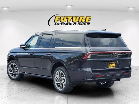 New 2026 Lincoln Navigator L Reserve AWD/4WD image 5