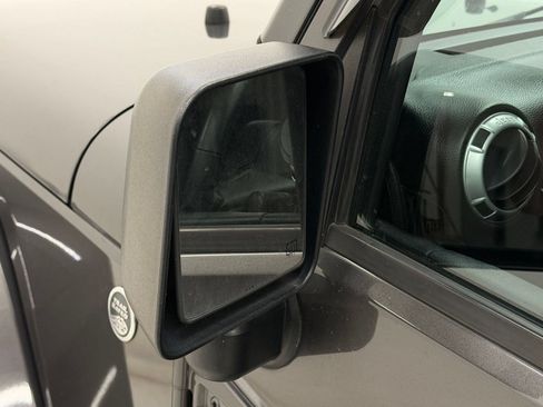 Used 2014 Jeep Wrangler Unlimited Sahara w/ Connectivity Group AWD/4WD image 25