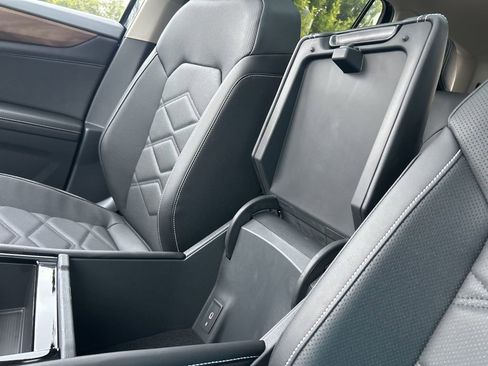 New 2026 Volkswagen Atlas SE FWD image 39