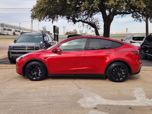 Used 2020 Tesla Model Y Long Range image 4