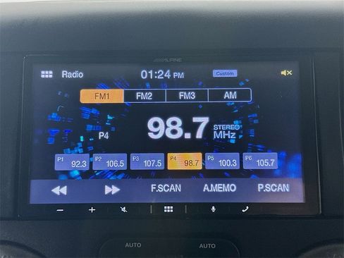 Used 2015 Jeep Wrangler Unlimited Sport w/ Quick Order Package 24S image 17