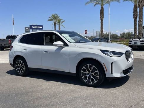 Used 2026 BMW X3 xDrive30 w/ Premium Package image 4