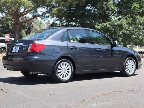 Used 2010 Subaru Impreza 2.5i Premium AWD/4WD image 5