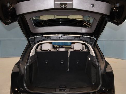 Used 2022 Lincoln Corsair Reserve w/ Luxury Package image 43