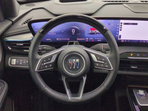 Used 2025 Buick Enclave Avenir w/ Super Cruise Package image 22