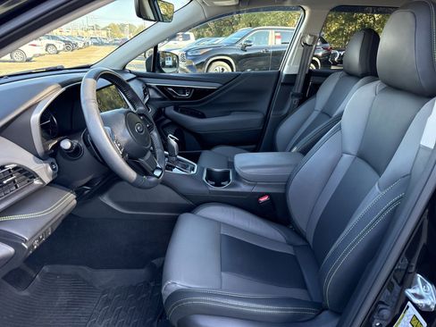 Used 2024 Subaru Outback Onyx Edition image 11