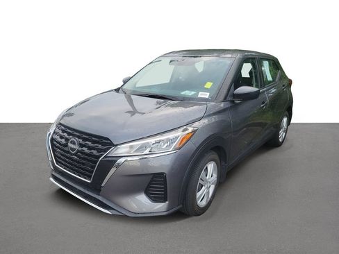 Used 2024 Nissan Kicks S FWD image 1