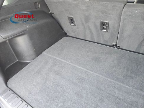 Used 2019 Chevrolet Equinox LT AWD/4WD image 48