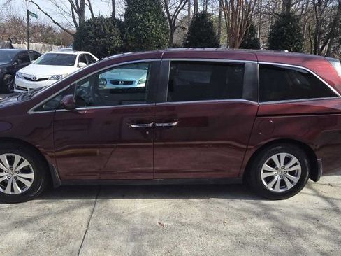 Used 2016 Honda Odyssey EX-L image 2