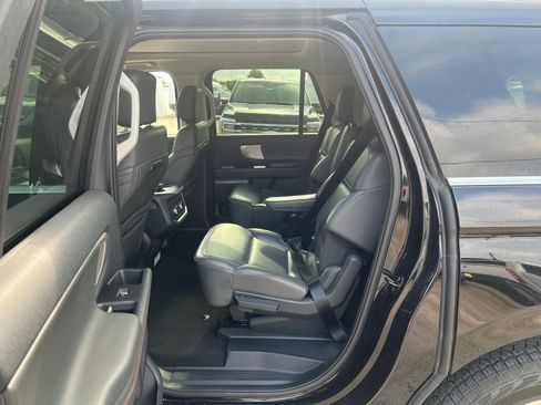 Used 2025 Ford Expedition Max Active AWD/4WD image 16