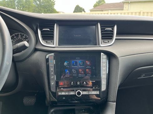Used 2023 INFINITI QX50 Luxe AWD/4WD image 38