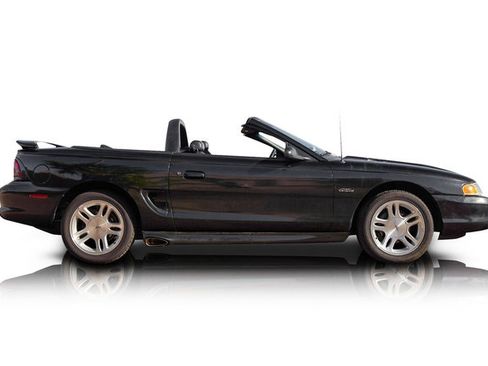 Used 1998 Ford Mustang GT image 2