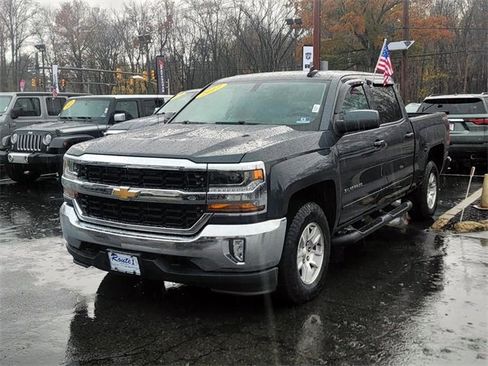 Used 2017 Chevrolet Silverado 1500 LT w/ All Star Edition image 10