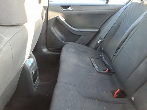Used 2015 Volkswagen Jetta S FWD image 10