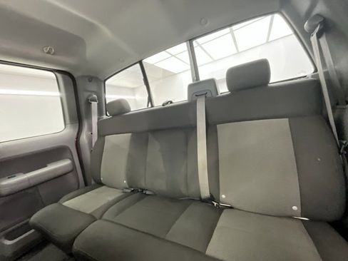 Used 2006 Ford F150 XLT image 6