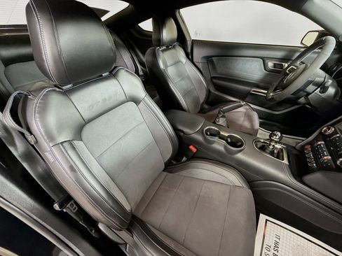 Used 2020 Ford Mustang Shelby GT350 w/ Technology Package image 31