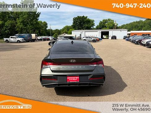 Used 2024 Hyundai Elantra SEL FWD image 24