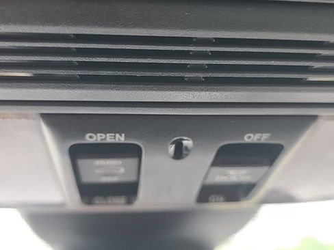 Used 2023 Honda Odyssey Sport image 23