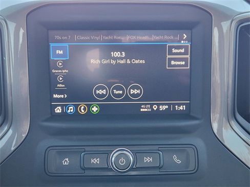 Used 2024 Chevrolet Silverado 1500 Custom image 12