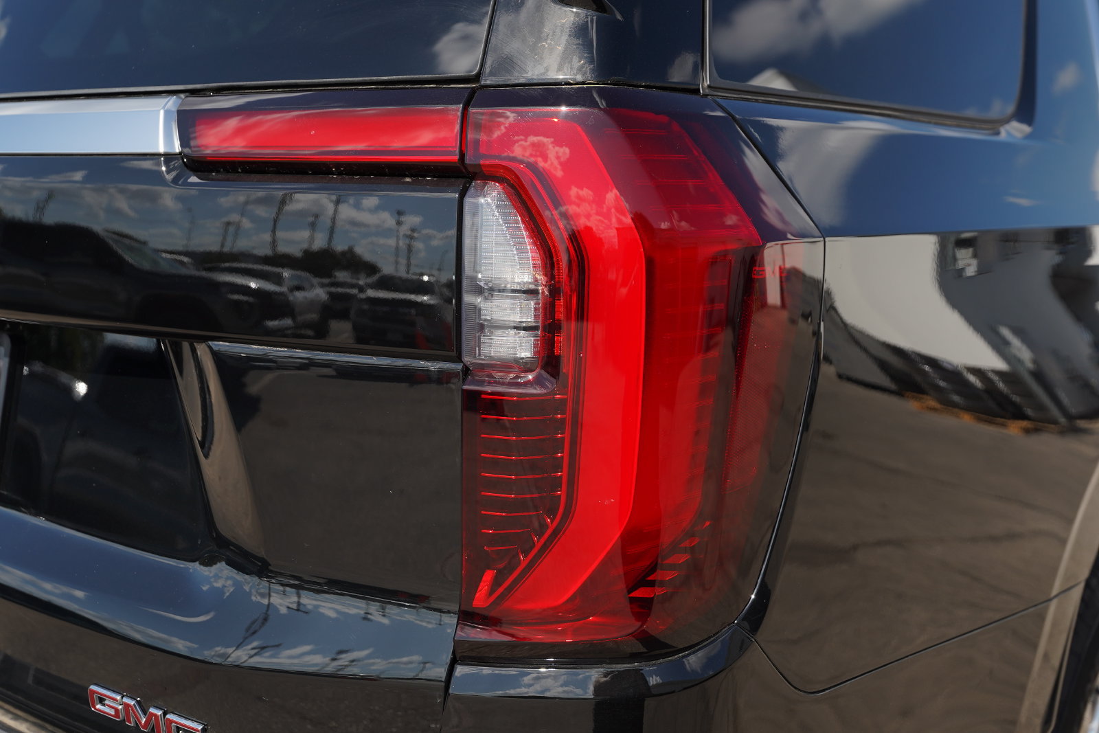 New 2026 GMC Yukon Denali w/ Advanced Technology Package RWD image 43