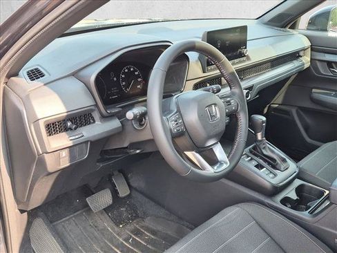 Used 2025 Honda CR-V Sport image 9