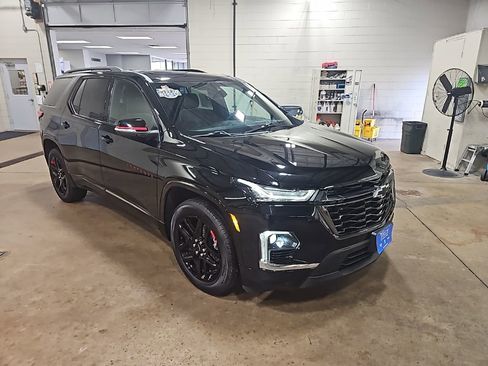 Used 2024 Chevrolet Traverse Premier w/ Redline Edition image 9