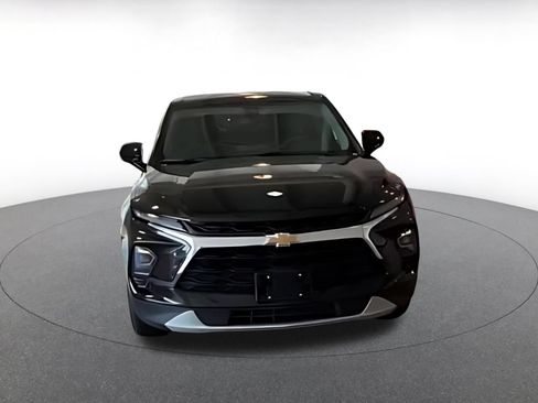 Used 2026 Chevrolet Blazer LT FWD image 12