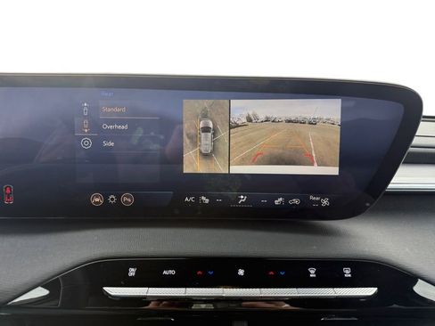 Used 2025 Buick Enclave Preferred image 20