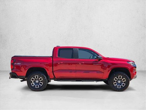 Used 2023 Chevrolet Colorado Z71 w/ Z71 Convenience Package 2 AWD/4WD image 4