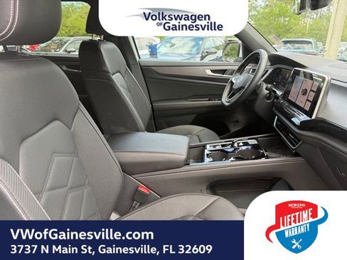 Certified 2026 Volkswagen Atlas Cross Sport SE AWD/4WD image 9
