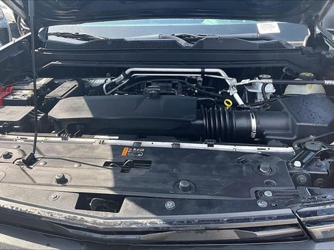 Used 2023 Chevrolet Colorado W/T w/ LPO, Pro Essentials Package AWD/4WD image 10