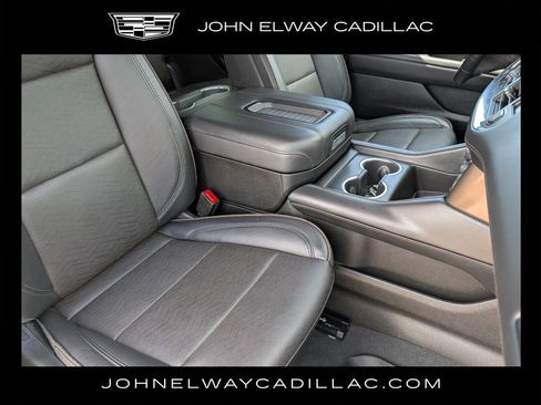 Used 2024 Chevrolet Tahoe High Country AWD/4WD image 23