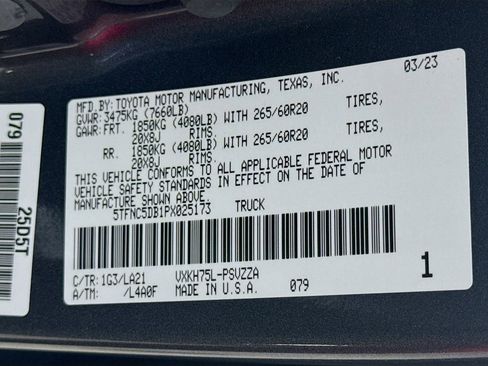 Used 2023 Toyota Tundra Platinum image 33