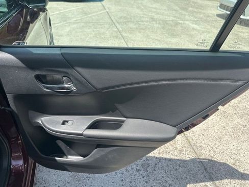 Used 2014 Honda Accord Sport image 23