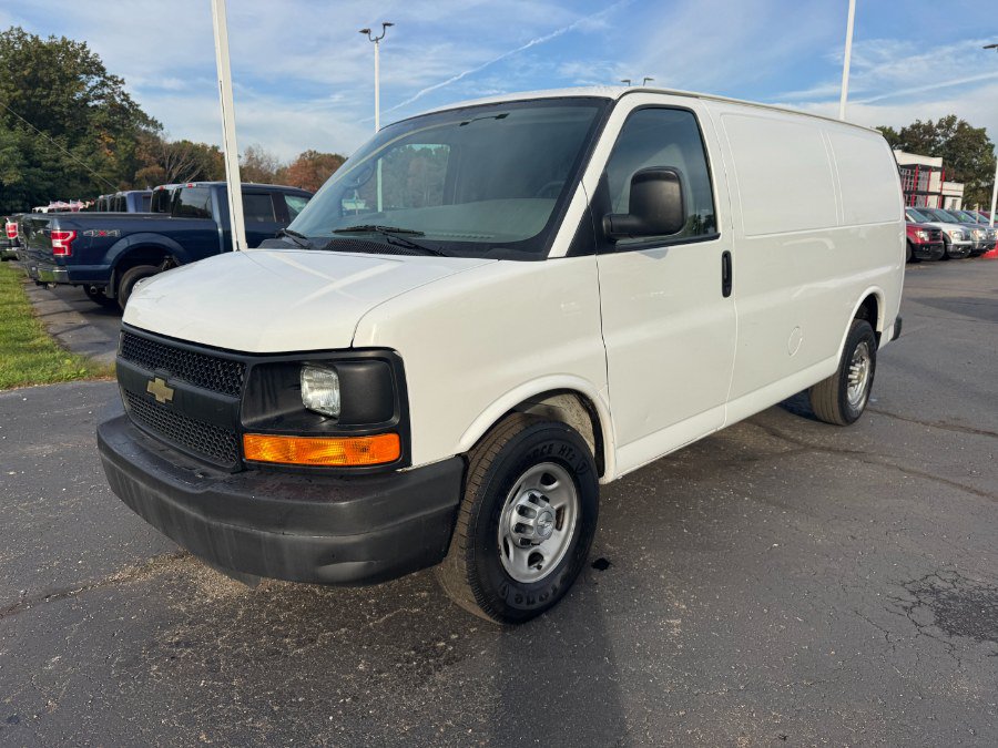 Used 2015 Chevrolet Express 3500 RWD image 1